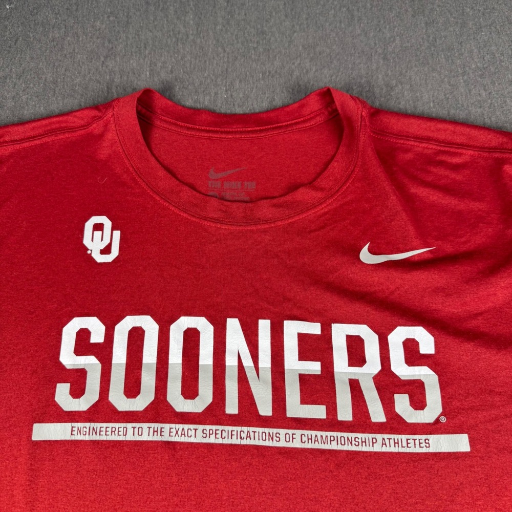Nike Oklahoma Sooners Mens XL Red Dri-FIT Long Sleeve Athletic T-Shirt OU NCAA